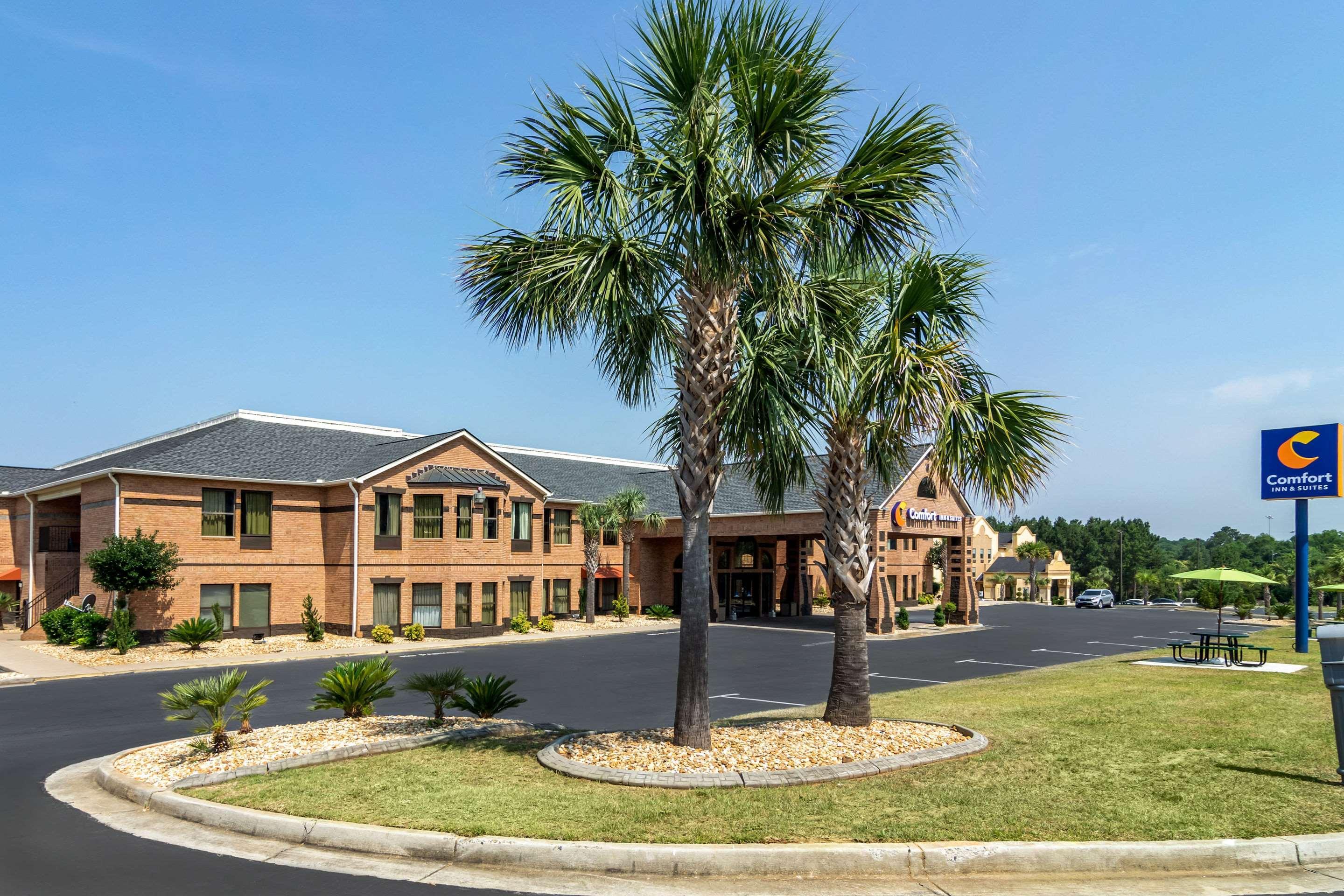 Comfort Inn & Suites Perry National Fairgrounds Area Exterior photo