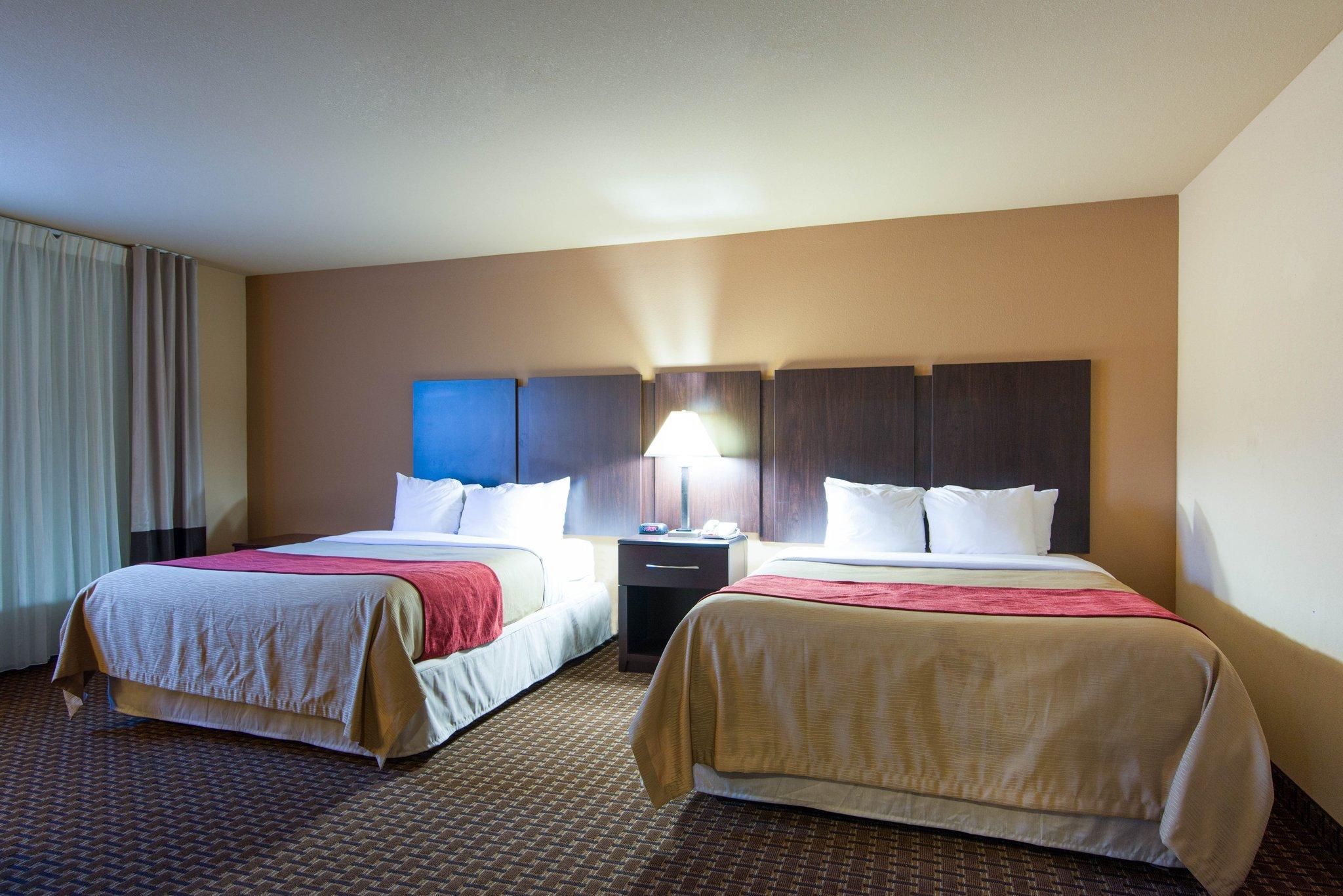 Comfort Inn & Suites Perry National Fairgrounds Area Exterior photo